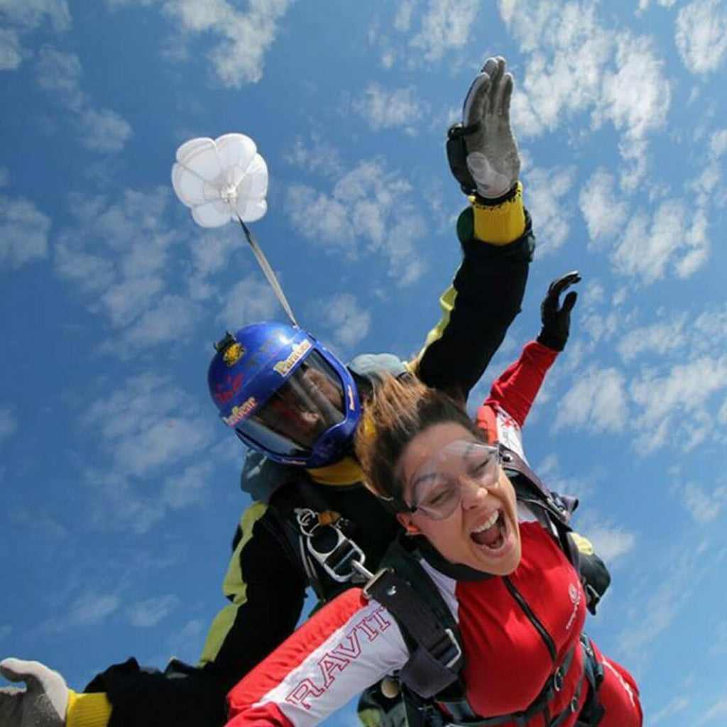 Skydiving Romania: unde si cat costa? (Ghid 2026)