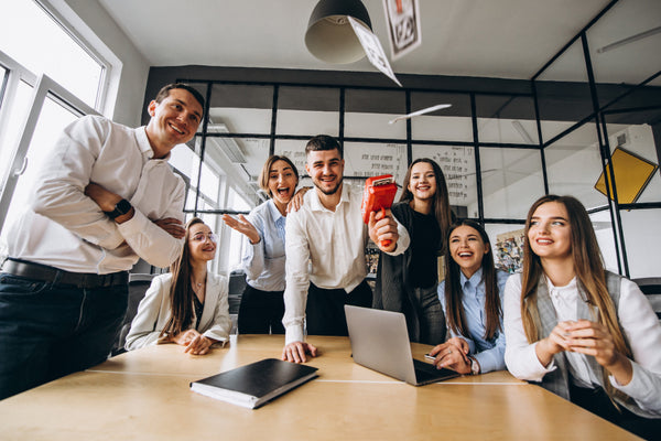 13 cadouri corporate pentru o echipa dedicata si motivata