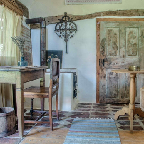 Escape in a Transylvanian village