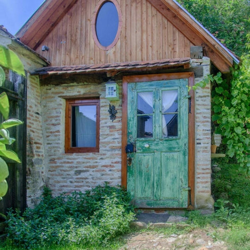 Escape in a Transylvanian village