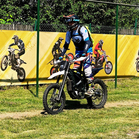Enduro cu motoare electrice Sur Ron la munte