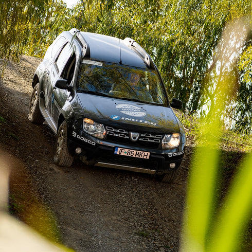 Experienta off-road all inclusive - 3 vehicule 4x4