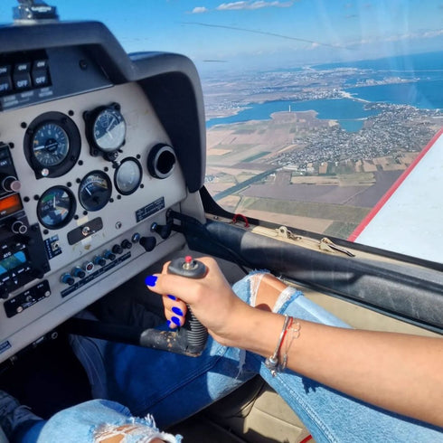 Zbor acrobatic cu avionul in Constanta