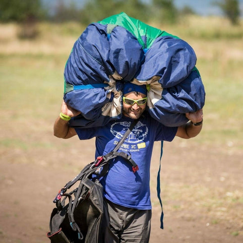 One-day paragliding course in the Retezat Mountains