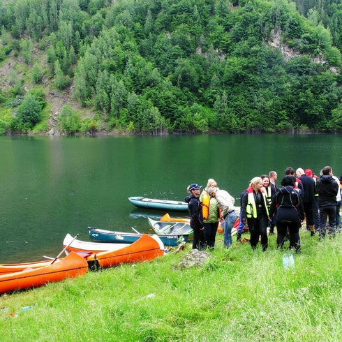 Canoeing in munti