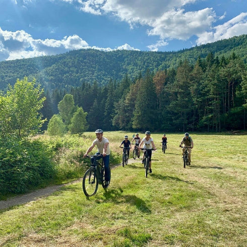Ture cu biciclete electrice in Carpatii Orientali