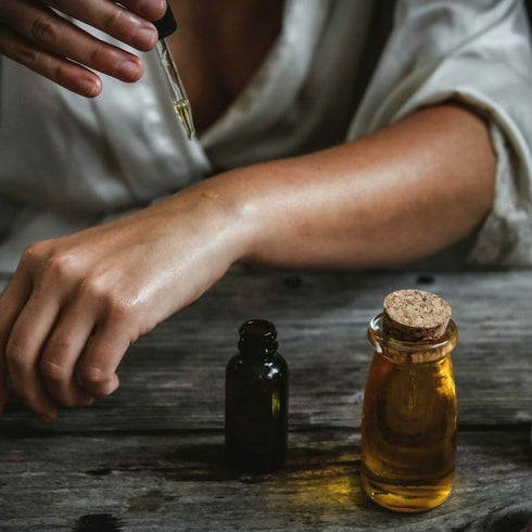 Masaj reflexogen pe meridianele capului cu uleiuri esentiale