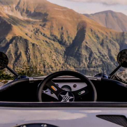 Tur ghidat pe Transfagarasan in masinutele Hot Rod