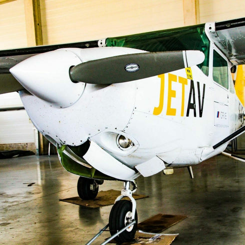 Airplane pilot for a day in Bucharest