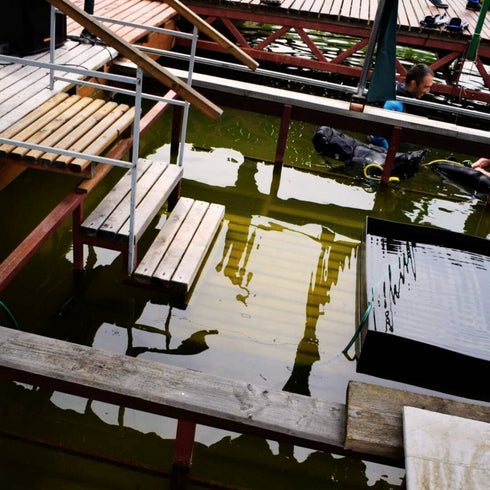 Underwater sound wave therapy