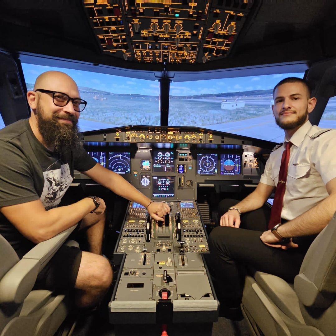 Flight Simulator Cluj - Airbus A320 Experience | CadouriPerfecte