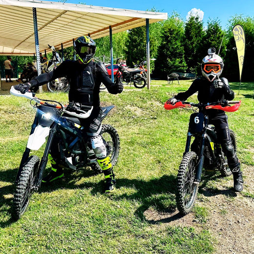 Enduro cu motoare electrice Sur Ron la munte | Aventură ecologică