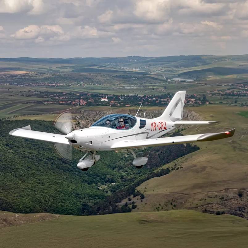 Zbor de initiere cu avionul in Craiova - 45 minute aventura