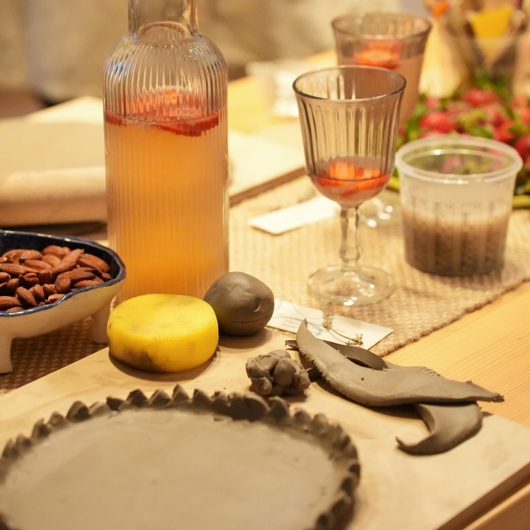Family Pottery Workshop in Brașov – 2 Creative Hours