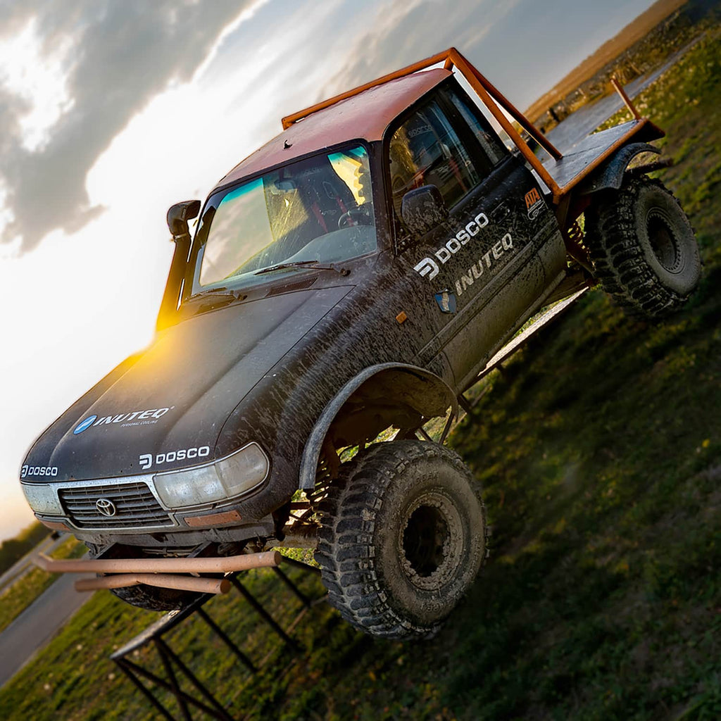 Experiență off-road all inclusive - 3 vehicule 4x4