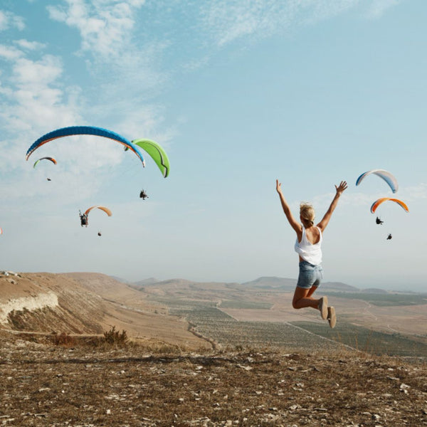 Paragliding Brasov Family - Simultaneous Tandem Flight