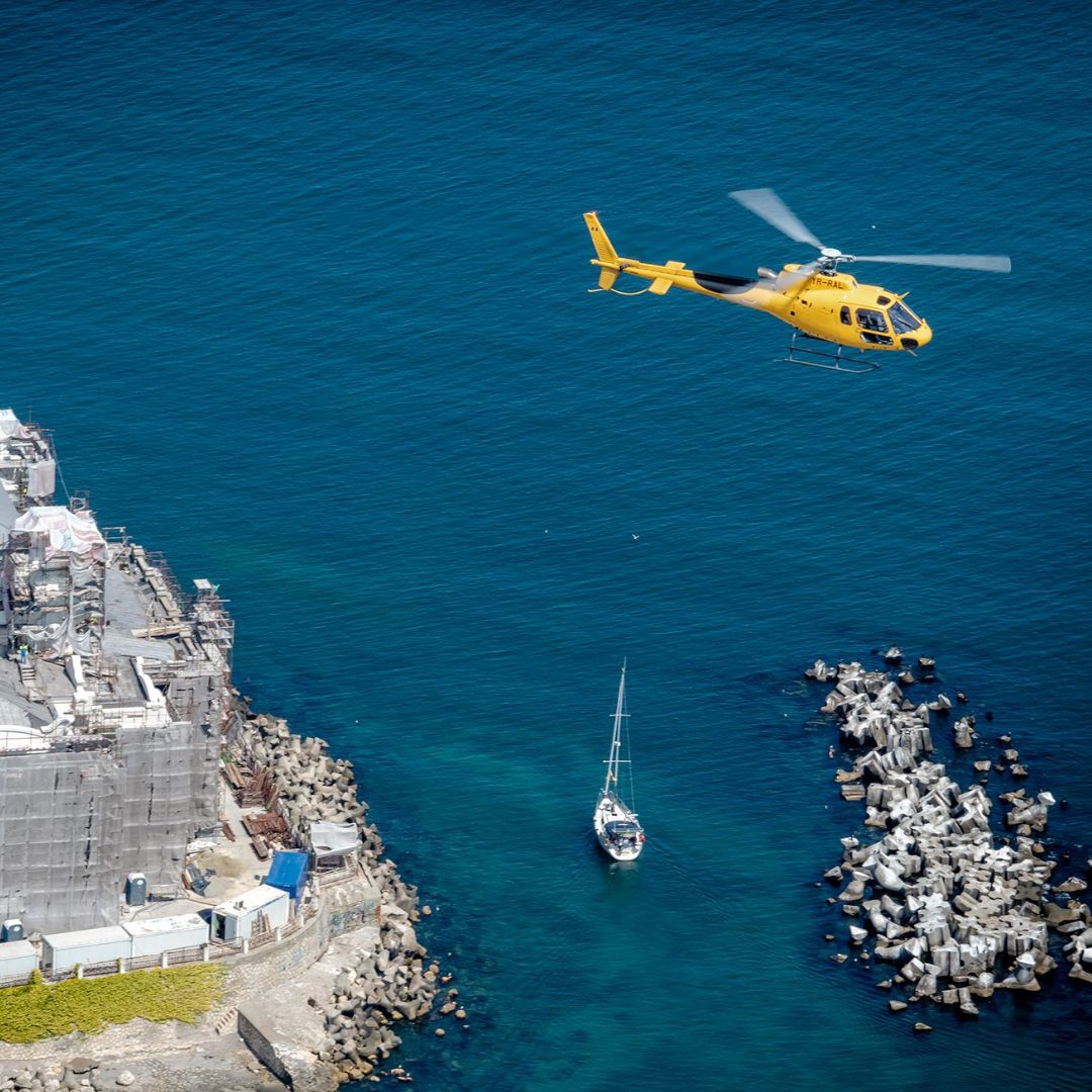 Helicopter Flight Over the Black Sea – Aerial Experience on the Romanian Coast