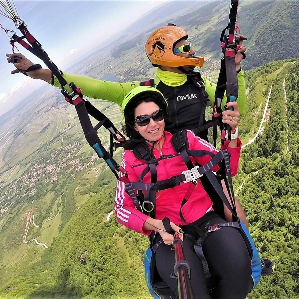 Zbor de initiere cu parapanta in tandem in Tara Hategului