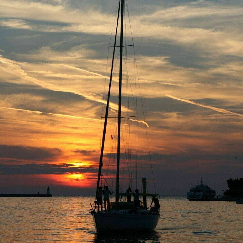 O noapte pe yacht