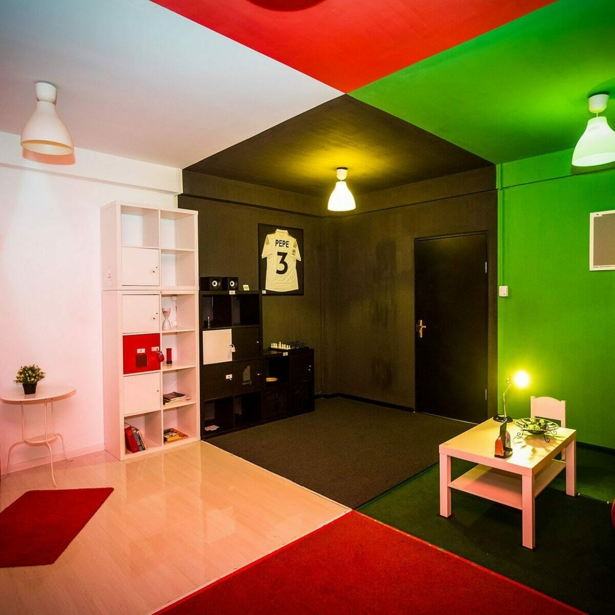 Captive Escape Room