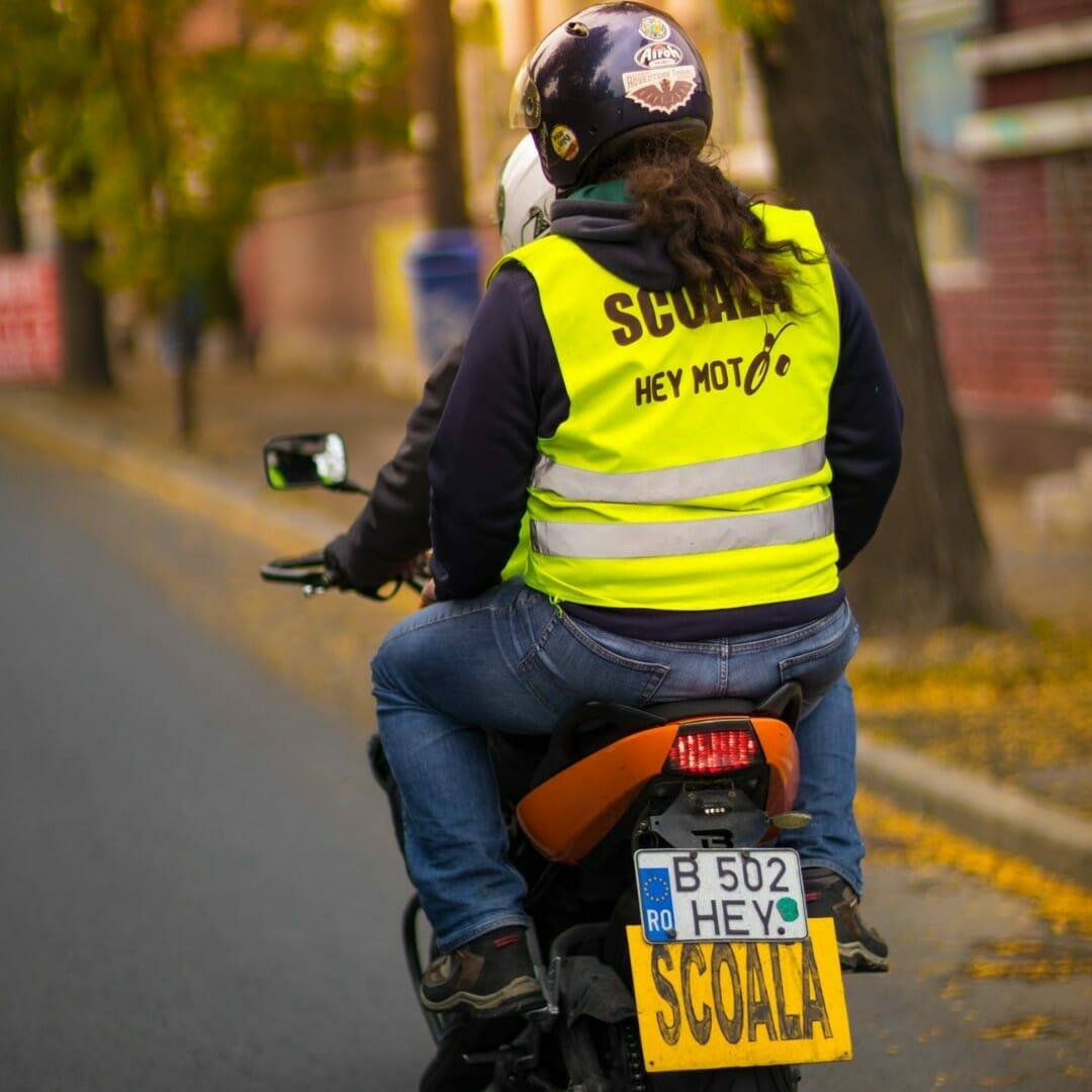 Școala Moto Hey Moto - Cursuri Complete Permis Categoria A1, A2, A