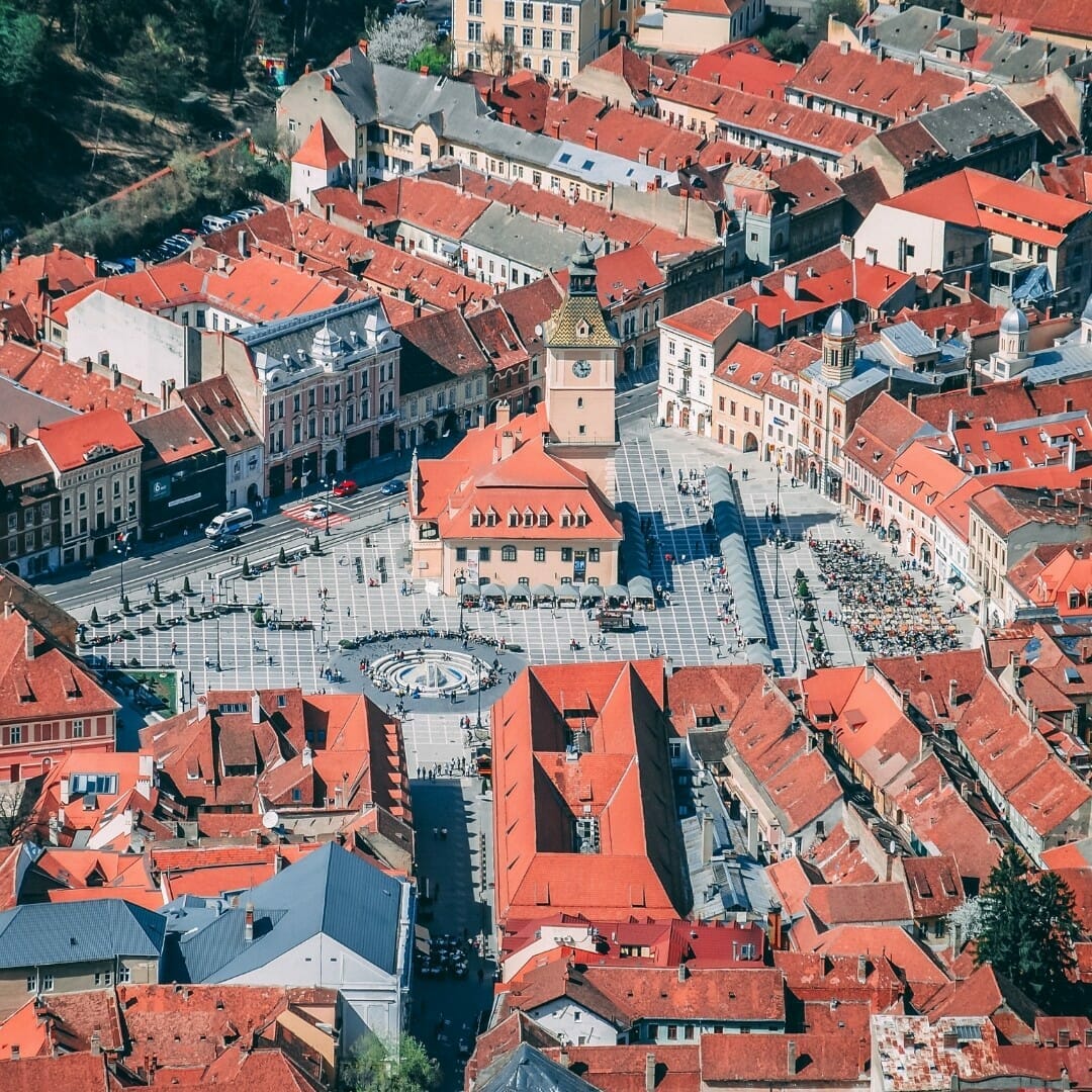 Zbor romantic cu avionul Brașov - Experiență de cuplu perfectă
