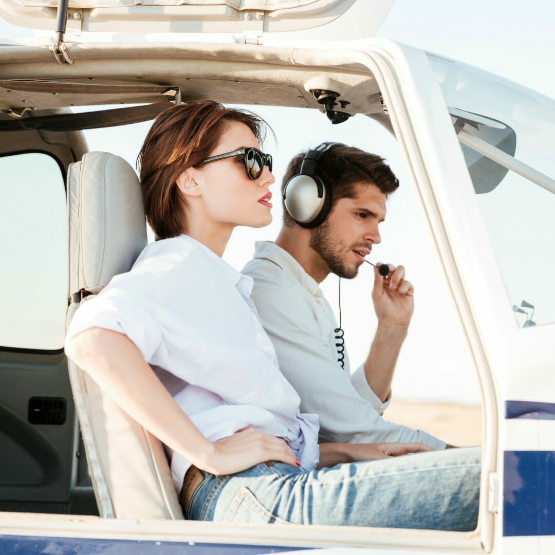 Zbor cu avionul - tur Munții Bucegi | Experiență aeriană | Cost Shared