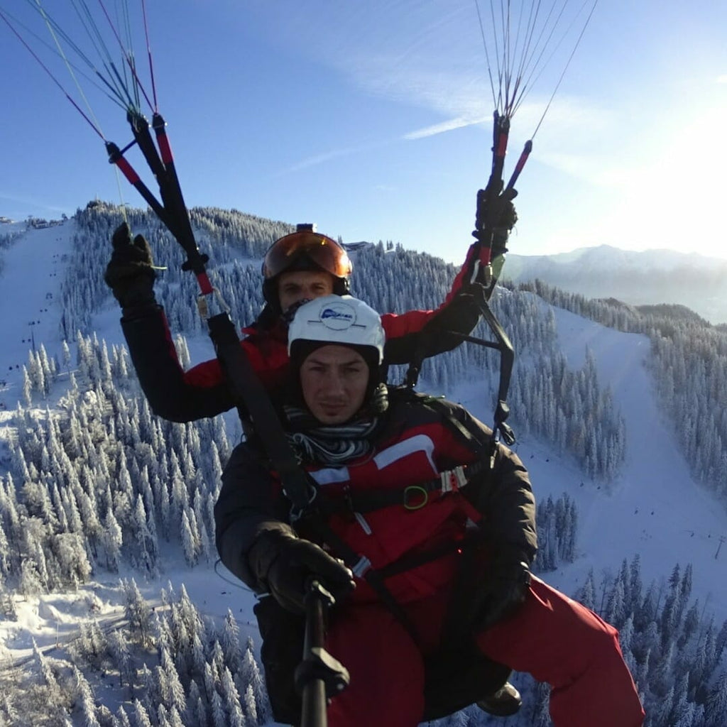 Tandem Paragliding Flight - HD Filming Experience Brasov