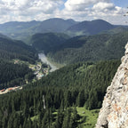 Drumetie si tura cu rachete de zapada in Carpatii Orientali
