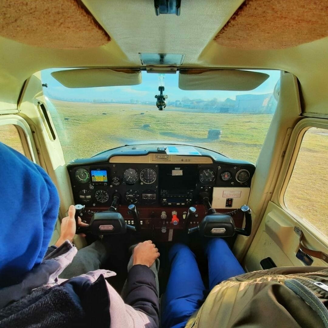 Zbor introductiv cu avionul in Bucuresti
