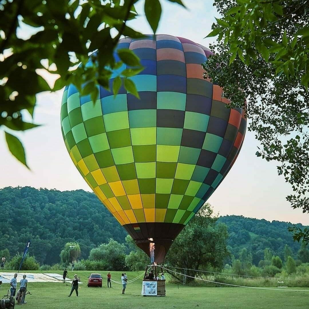 Plimbare cu balonul cu aer cald Brașov - Experiență unică